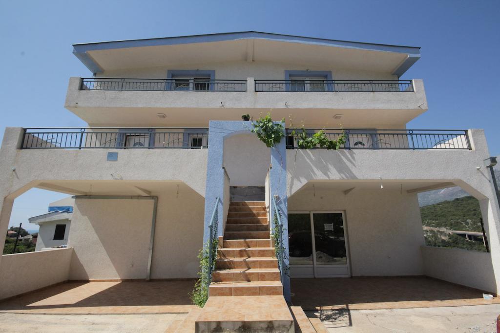 Apartments Ajla Utjeha Kültér fotó