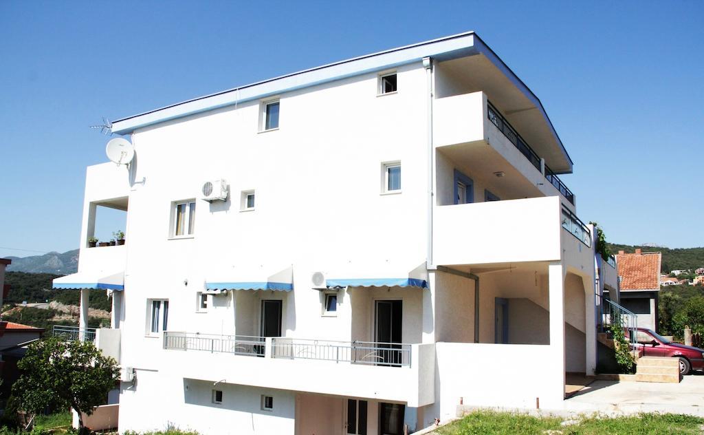 Apartments Ajla Utjeha Kültér fotó