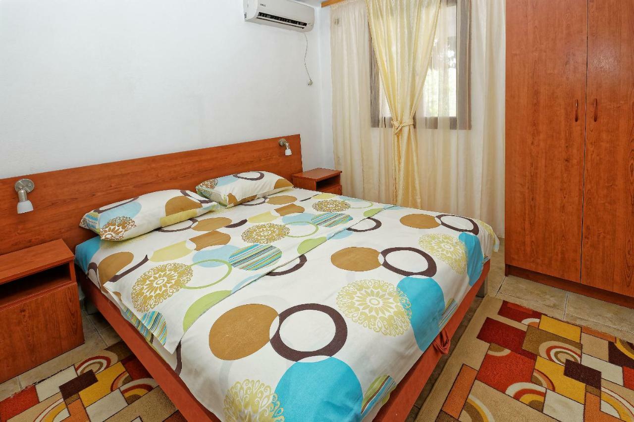 Apartments Ajla Utjeha Kültér fotó