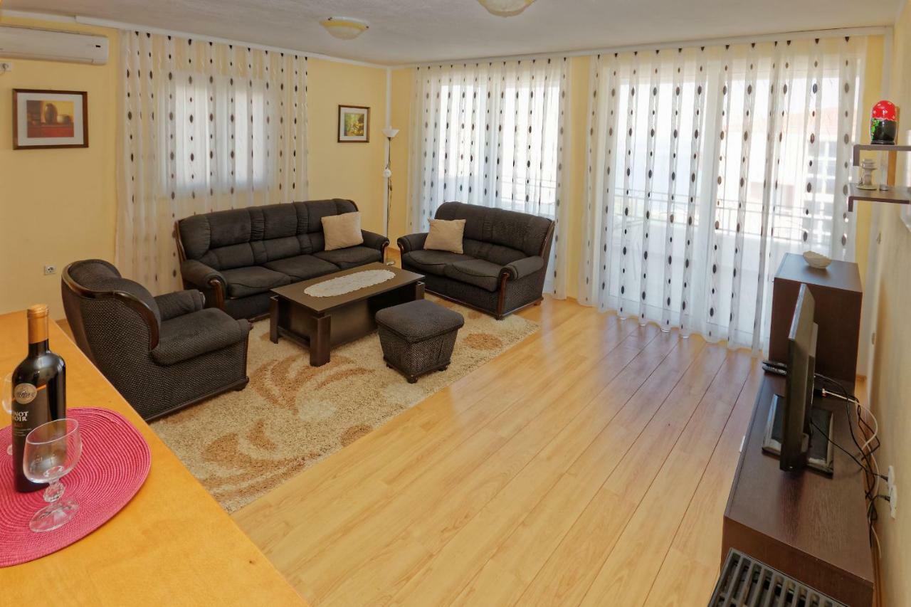 Apartments Ajla Utjeha Kültér fotó