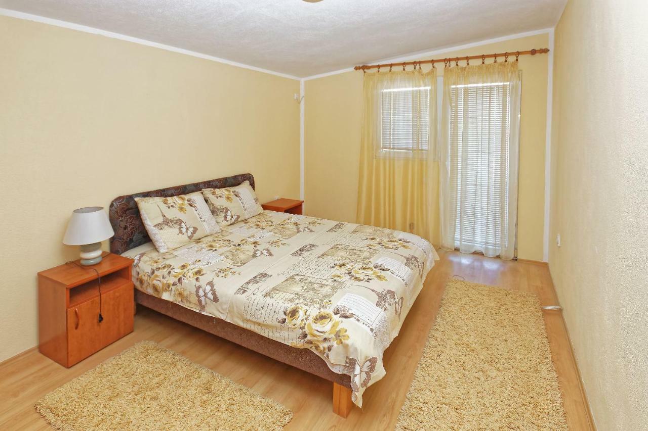 Apartments Ajla Utjeha Kültér fotó