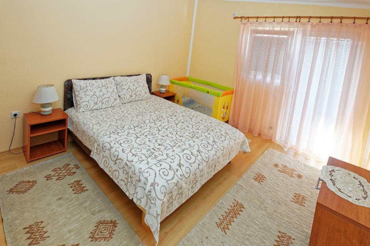 Apartments Ajla Utjeha Kültér fotó