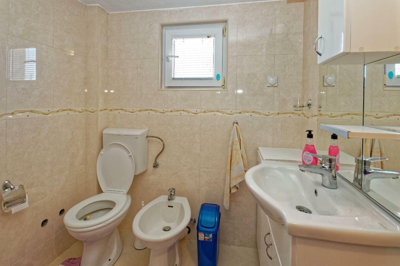 Apartments Ajla Utjeha Kültér fotó