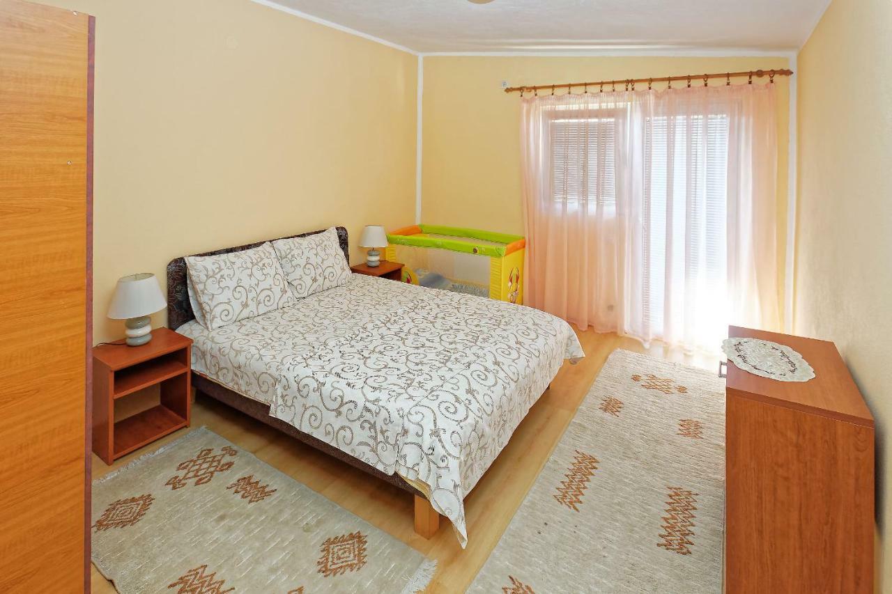 Apartments Ajla Utjeha Kültér fotó