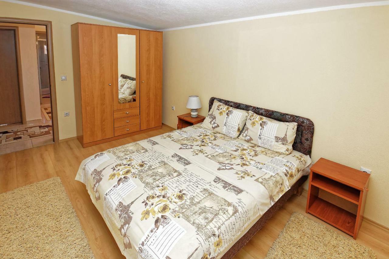 Apartments Ajla Utjeha Kültér fotó